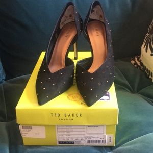 Ted Baker London Daphned Pumps